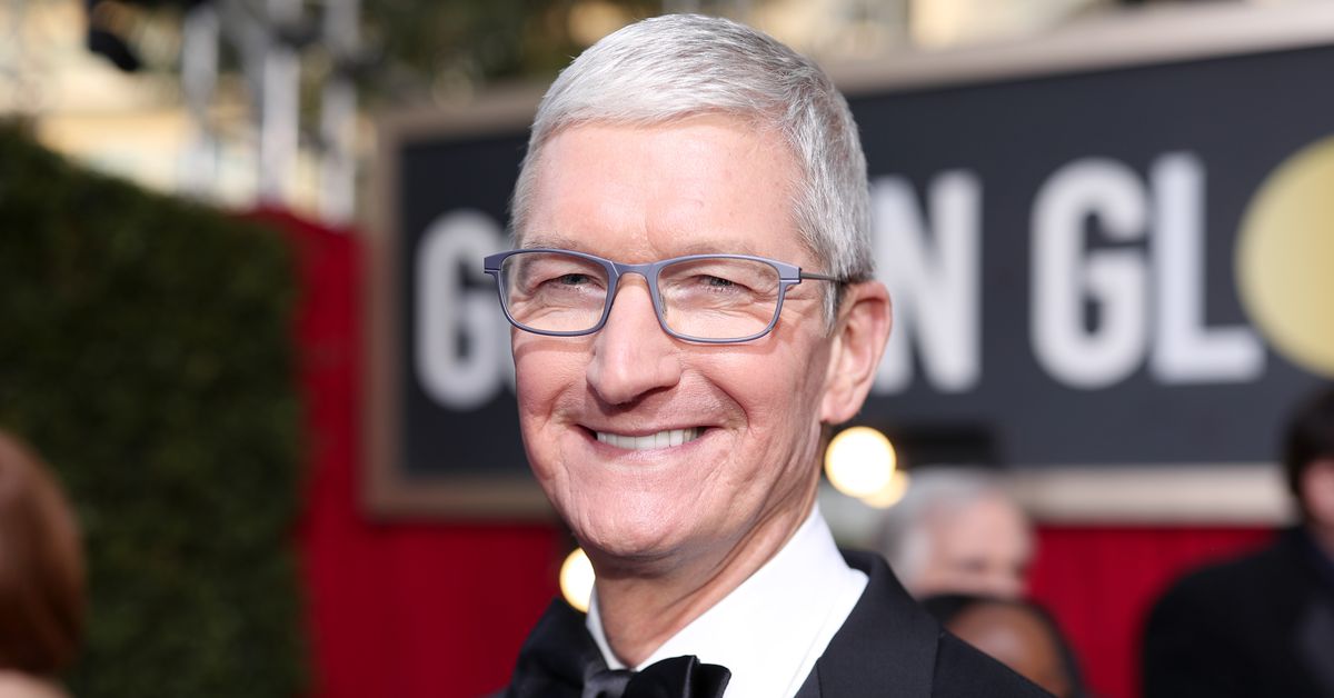Tim Cook is now a billionaire, but not the Jeff Bezos kind ...