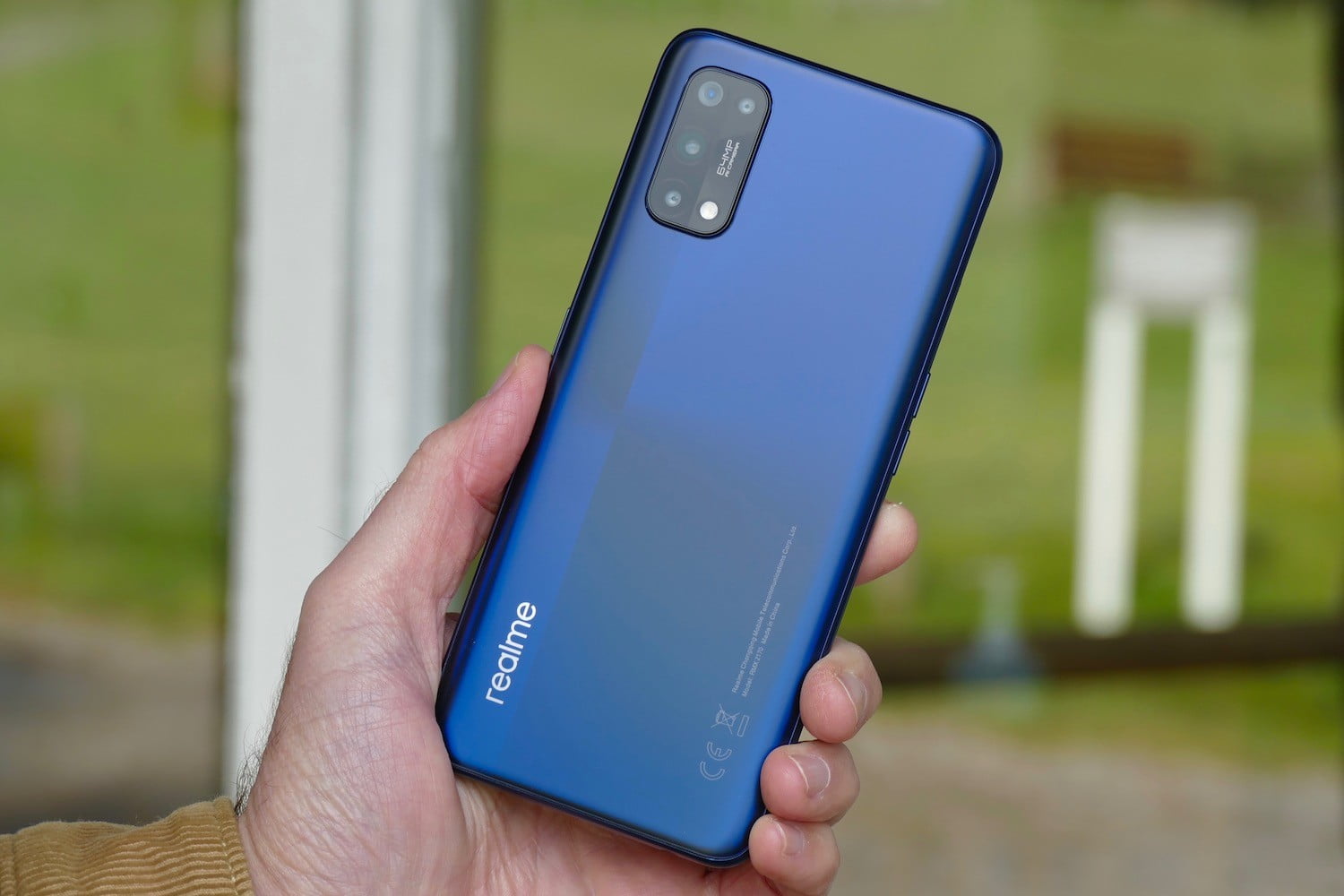 Предзаказ смартфона realme. Realme 7 Pro. Realme 7 Pro синий.