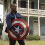 Anthony Mackie unveils a new Captain America suit for the 4th of July