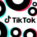 TikTok’s new group chats keep conversations in the app