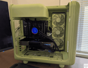 Hyte X50 PC Case Review: Computers Should Be Cute