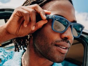 Meta’s smart glasses can now filter human voice in chaotic spaces