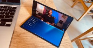 Your next Galaxy Z Fold could get a 20% shallower crease