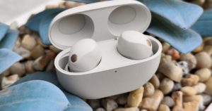 Sony leak shows a new look for upcoming WF-1000XM6 earbuds and a big audio upgrade